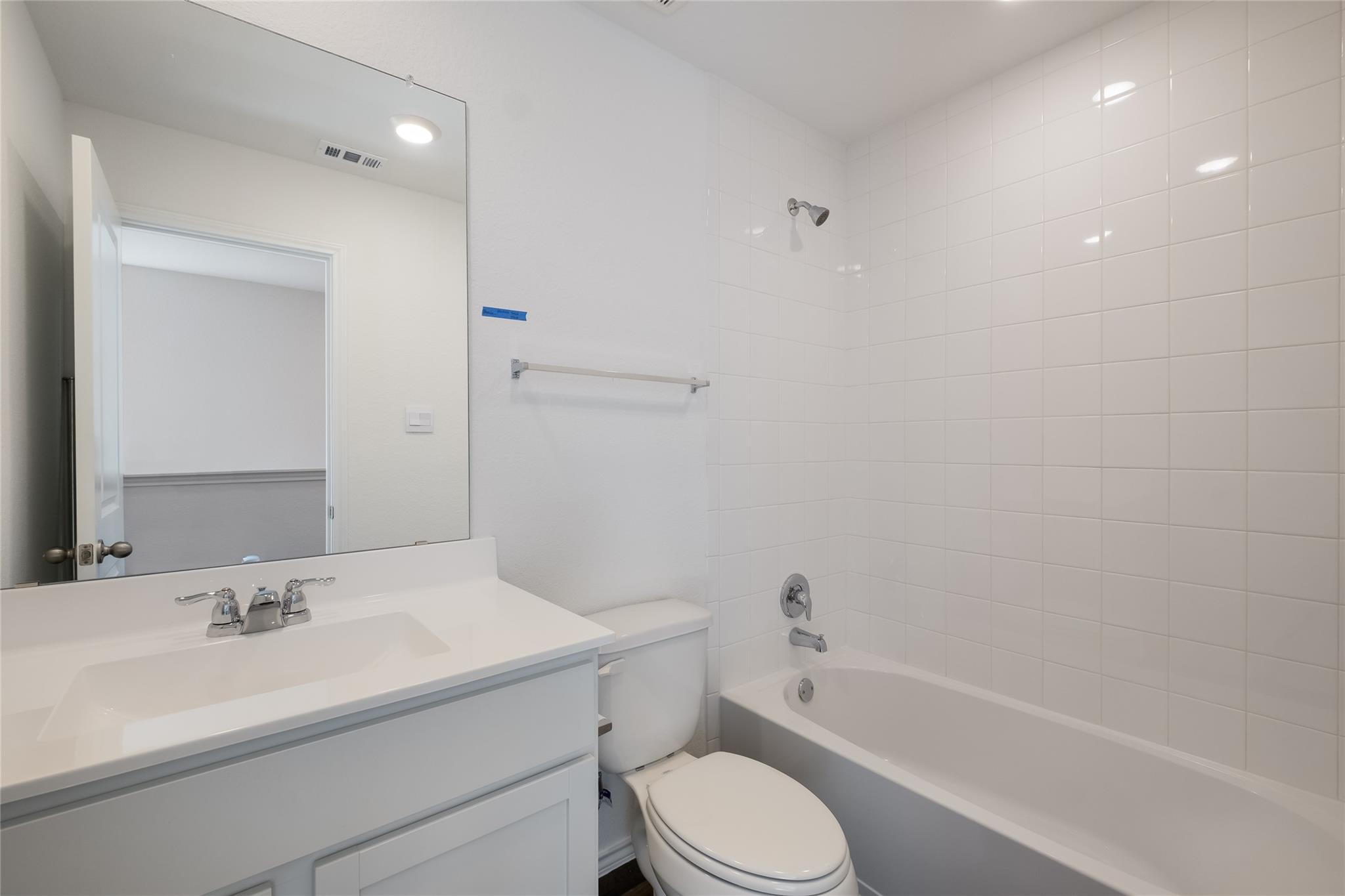 301 El Siebo Ln, Bastrop, TX 78602