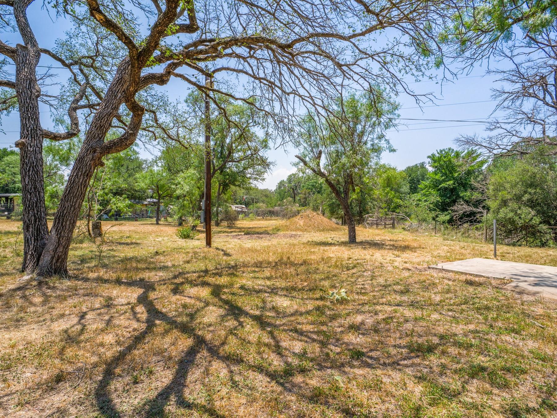 2805 Kingdom Dr, Marble Falls, TX 78654