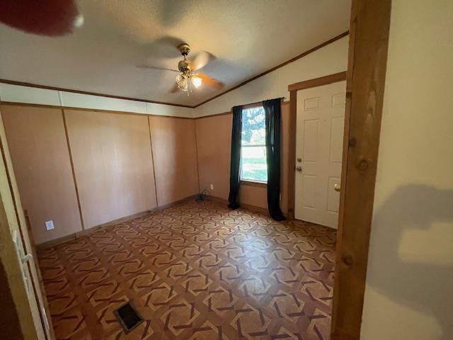 810 N Avenue R, Johnson City, TX 78636