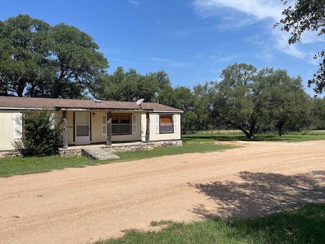 810 N Avenue R, Johnson City, TX 78636