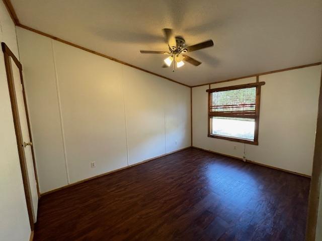 810 N Avenue R, Johnson City, TX 78636