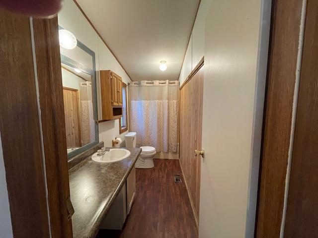 810 N Avenue R, Johnson City, TX 78636