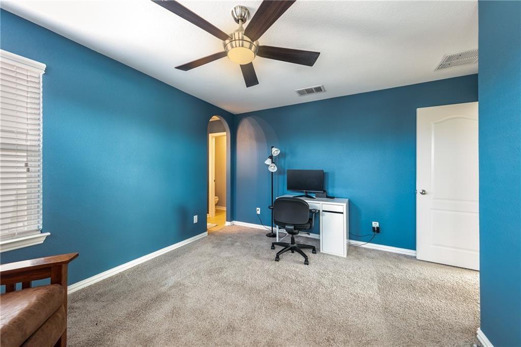 129 Eagle Owl Loop, Leander, TX 78641