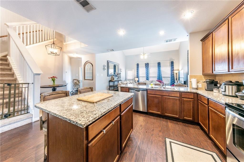 129 Eagle Owl Loop, Leander, TX 78641