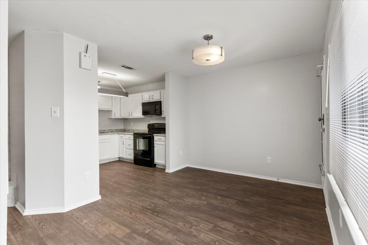 1740 Timber Ridge Rd # 132, Austin, TX 78741