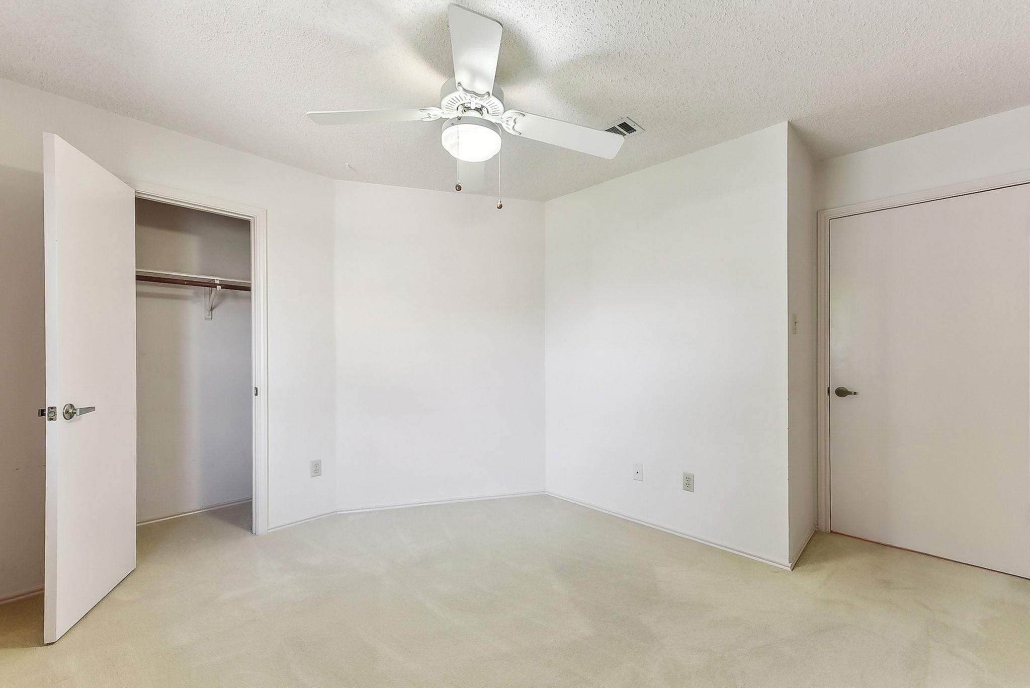 707 Clearwater Trl, Round Rock, TX 78664