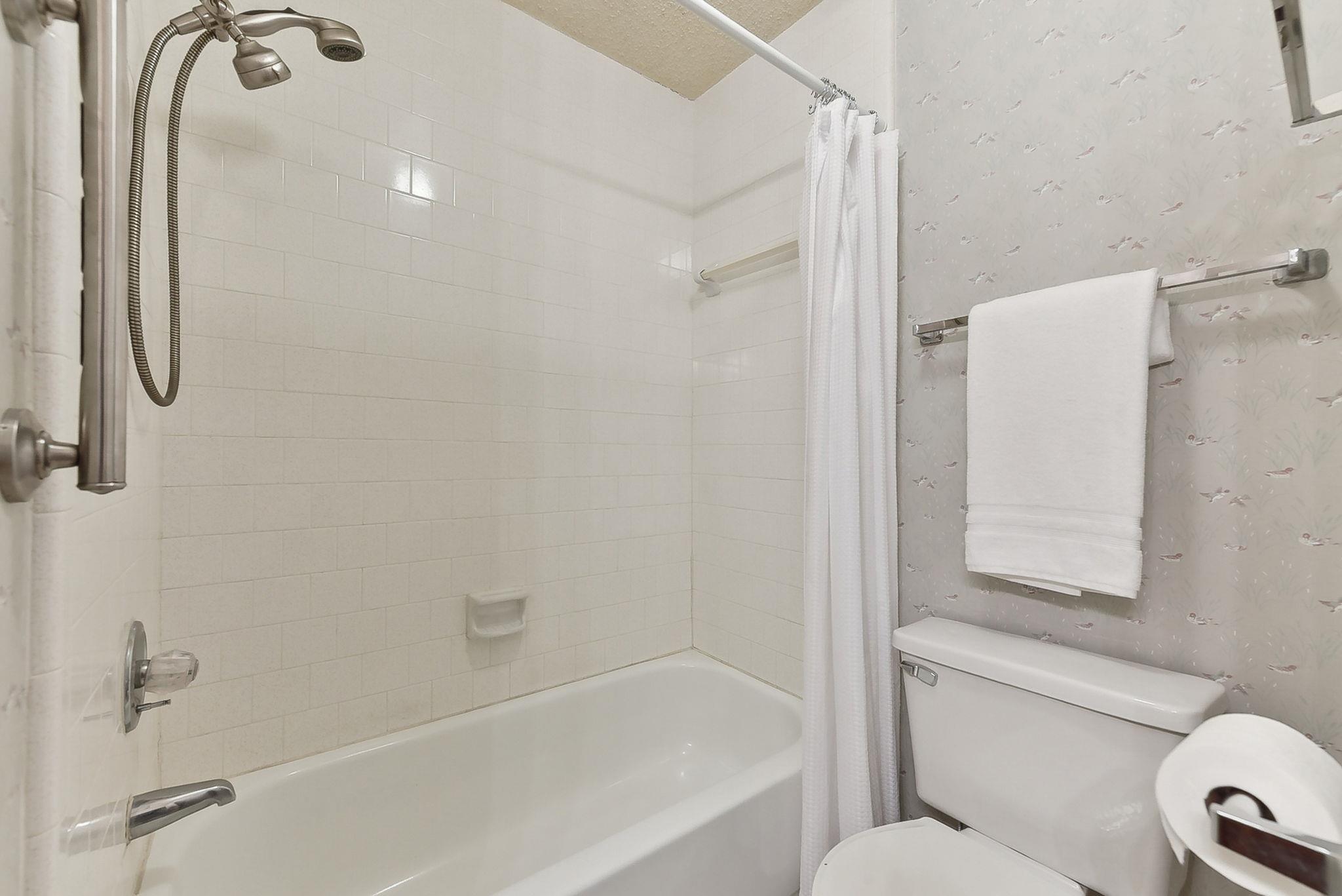 707 Clearwater Trl, Round Rock, TX 78664