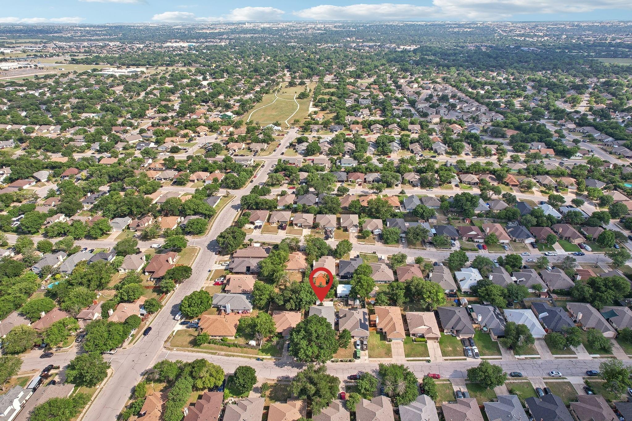 707 Clearwater Trl, Round Rock, TX 78664