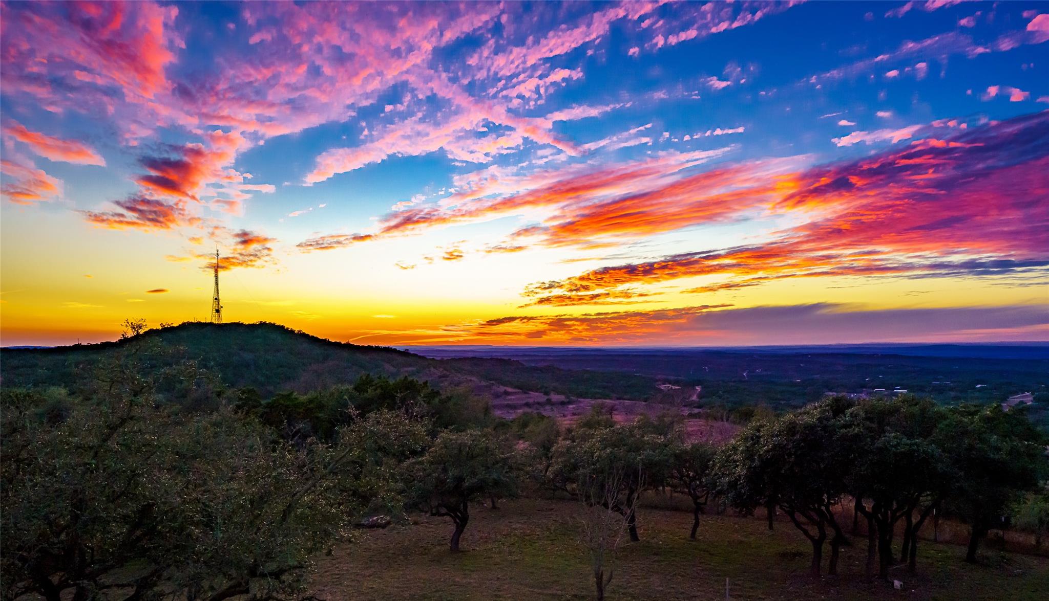 20811 Hamilton Pool Rd, Dripping Springs, TX 78620