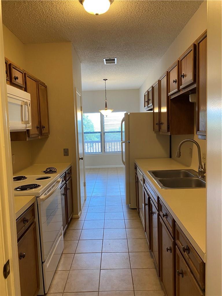 7107 Silver Dale Dr # A, Austin, TX 78736