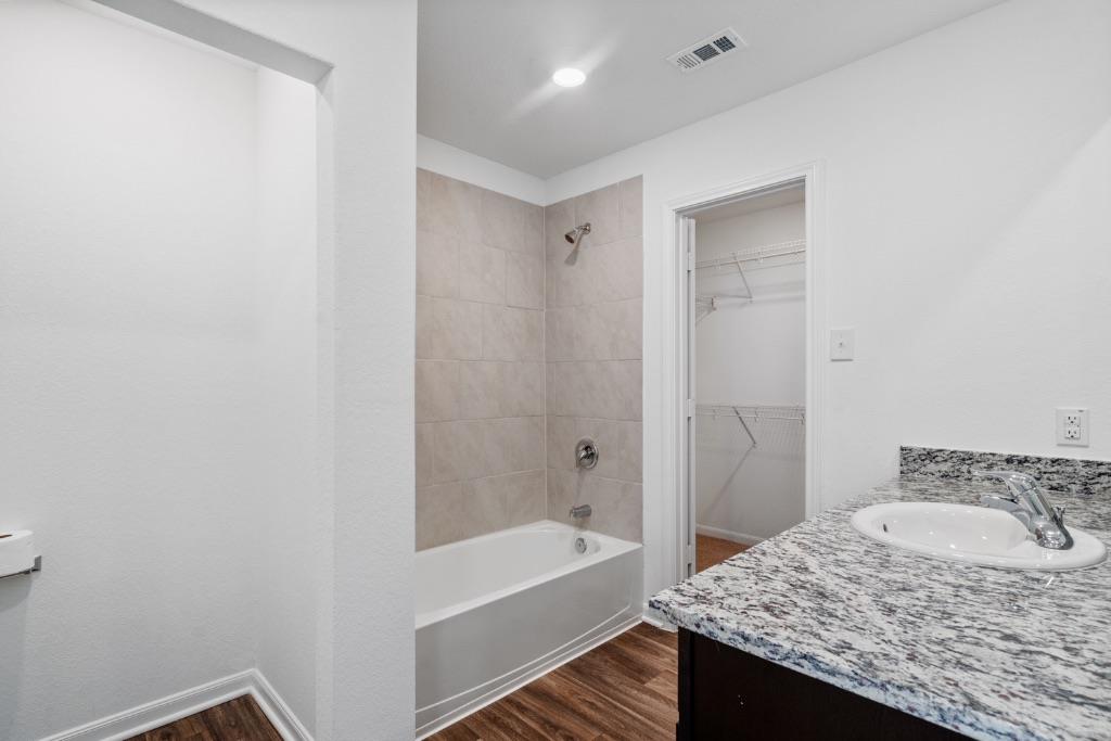 3886 Trail De Paris, New Braunfels, TX 78132