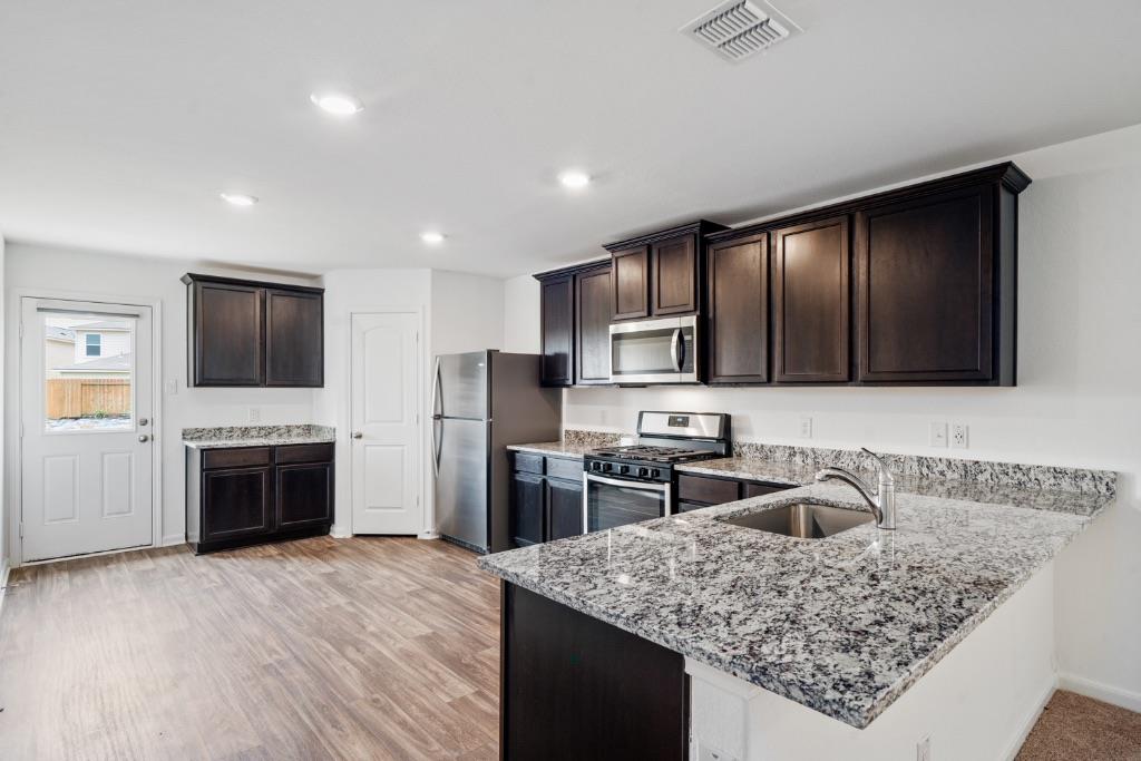 3886 Trail De Paris, New Braunfels, TX 78132