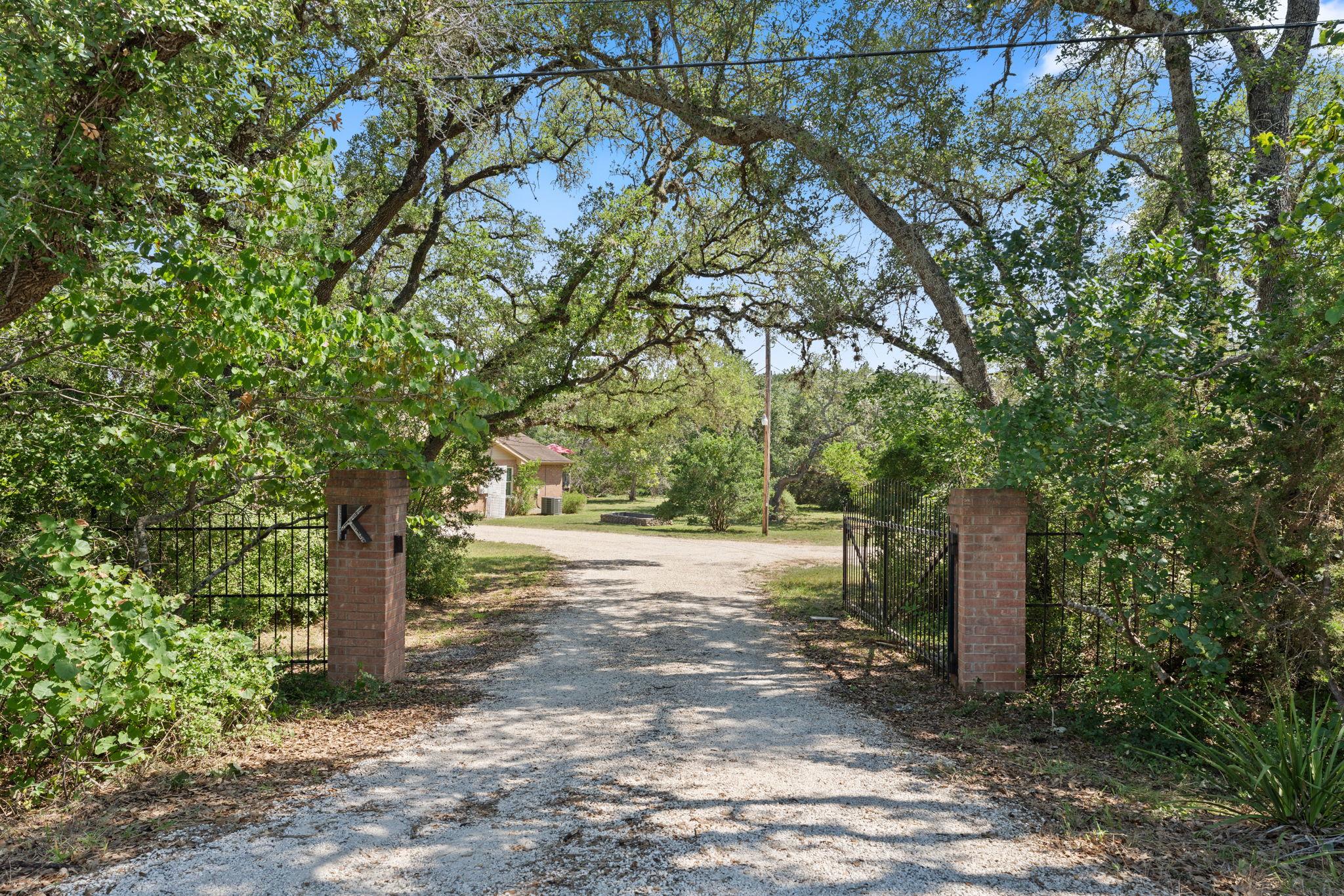 11551 Fm 32, Fischer, TX 78623