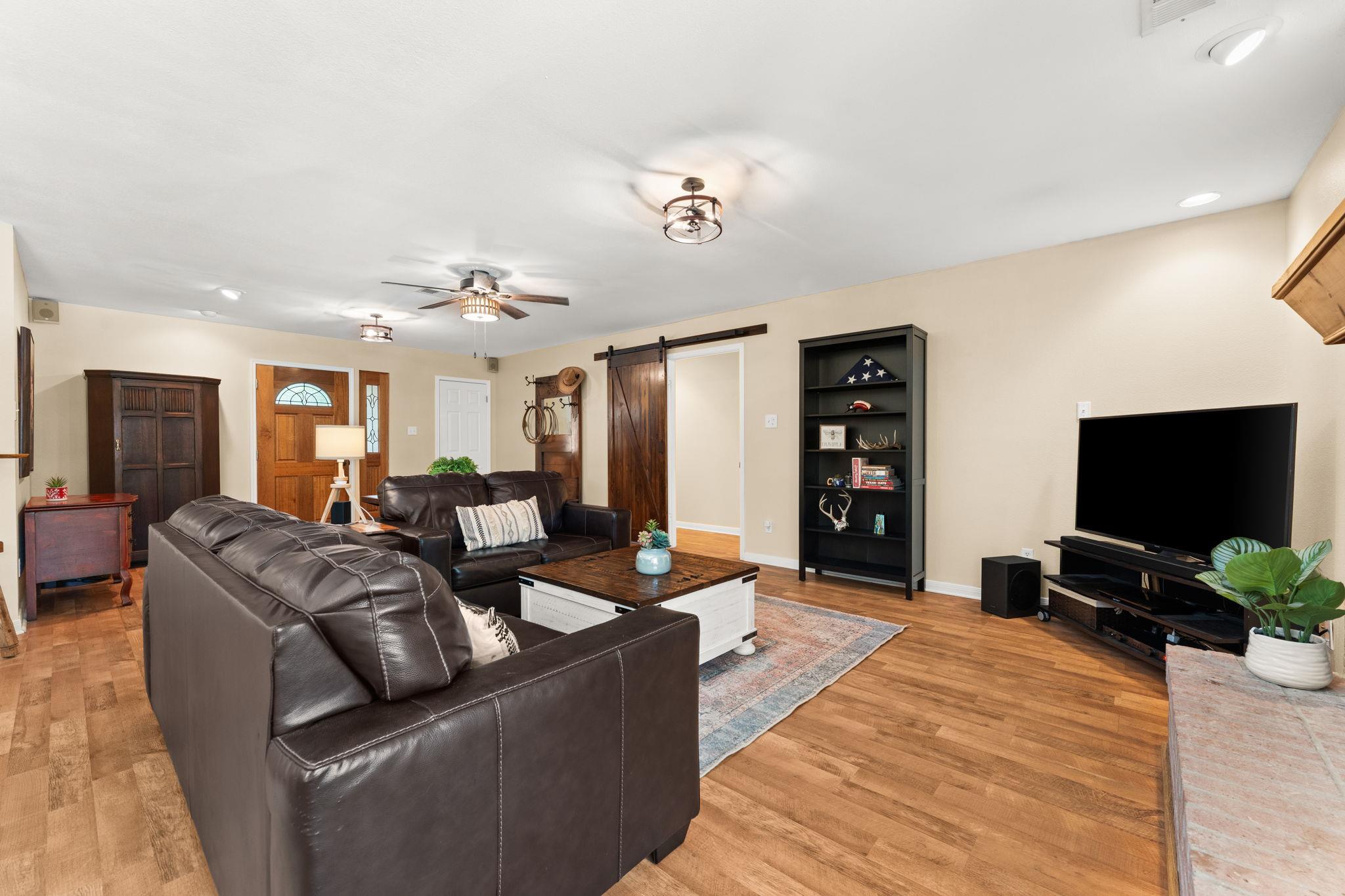 11551 Fm 32, Fischer, TX 78623