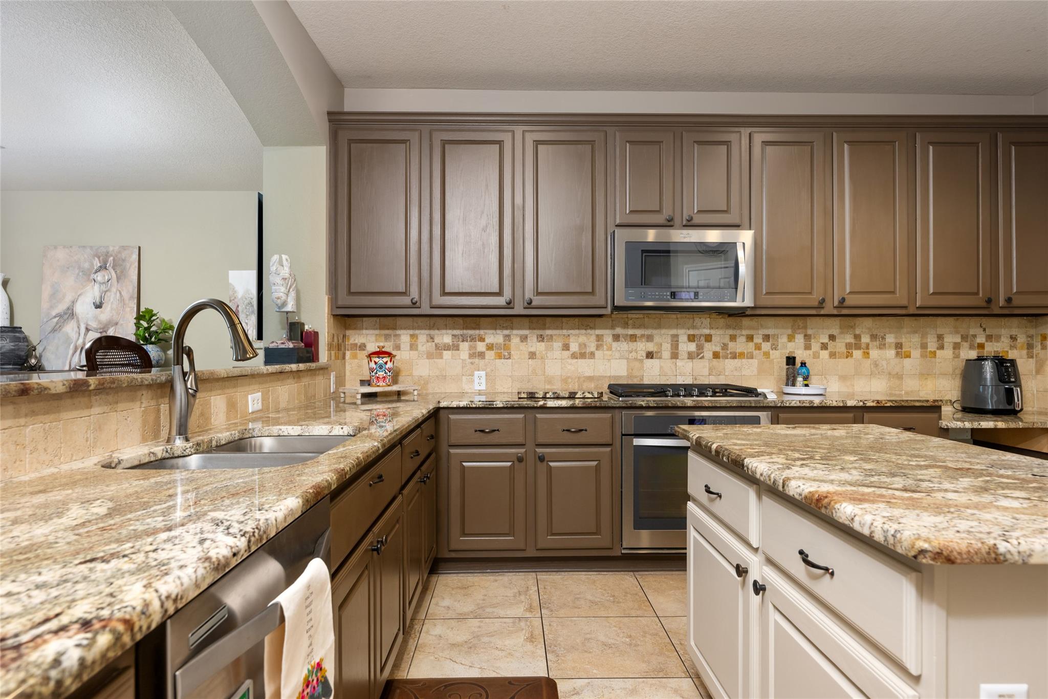 2021 Inverness Dr, Round Rock, TX 78681