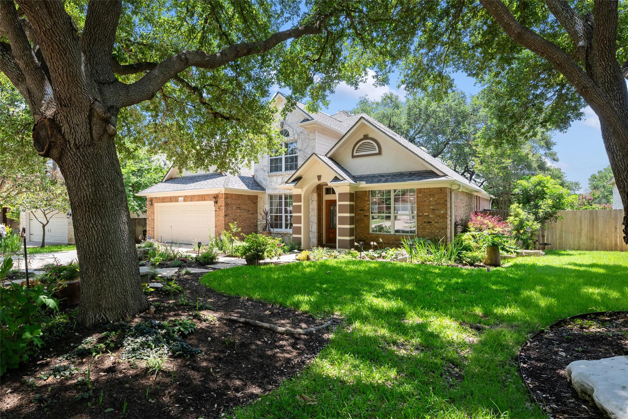2021 Inverness Dr, Round Rock, TX 78681