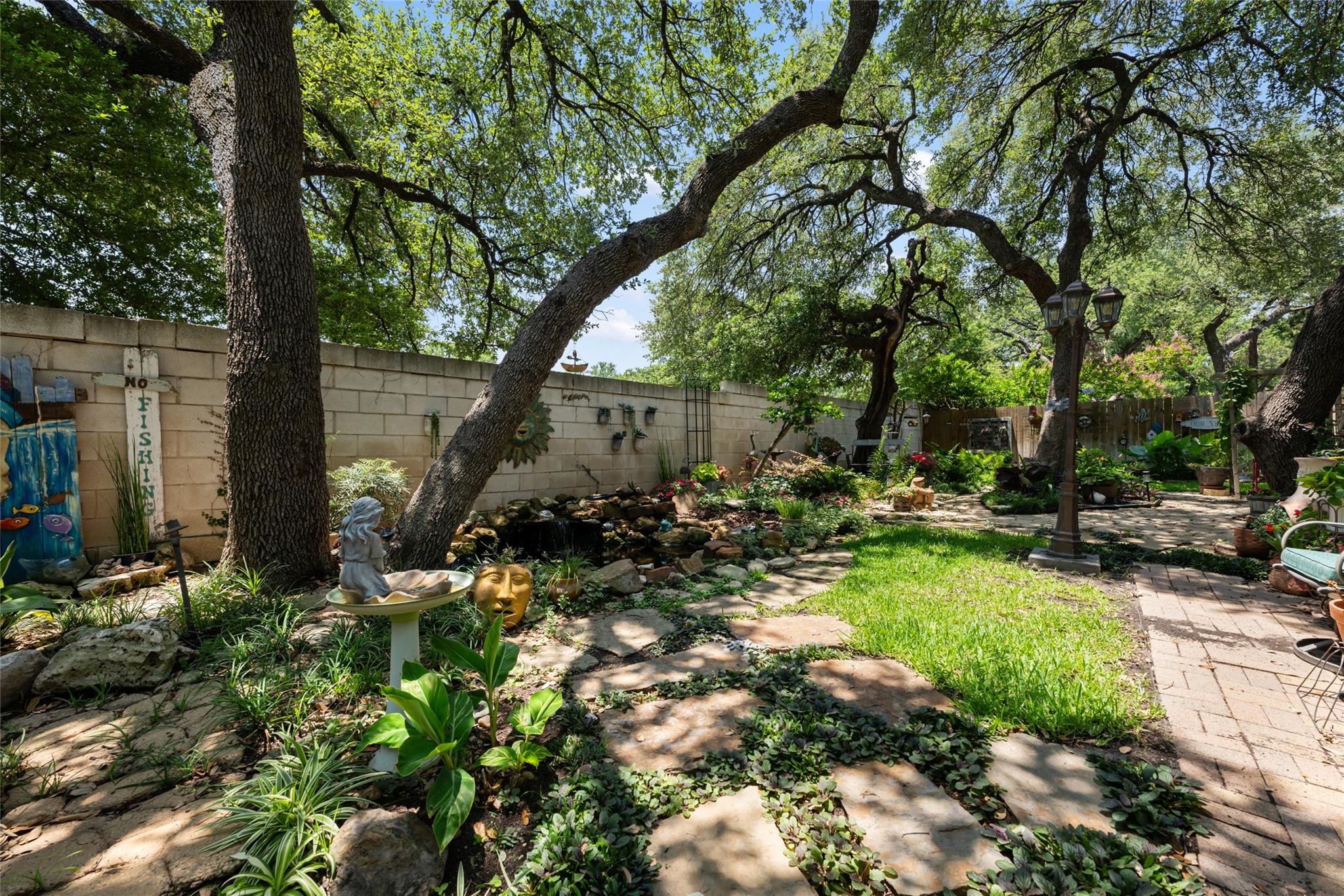 2021 Inverness Dr, Round Rock, TX 78681
