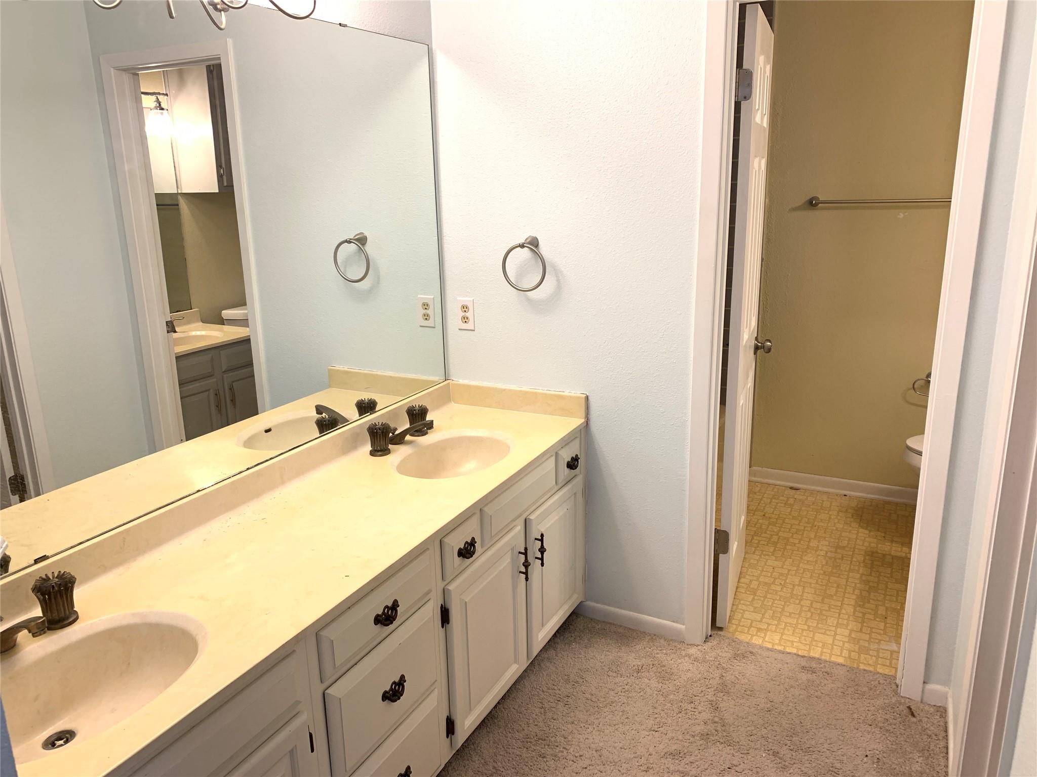11207 Hidden Bluff Dr, Austin, TX 78754