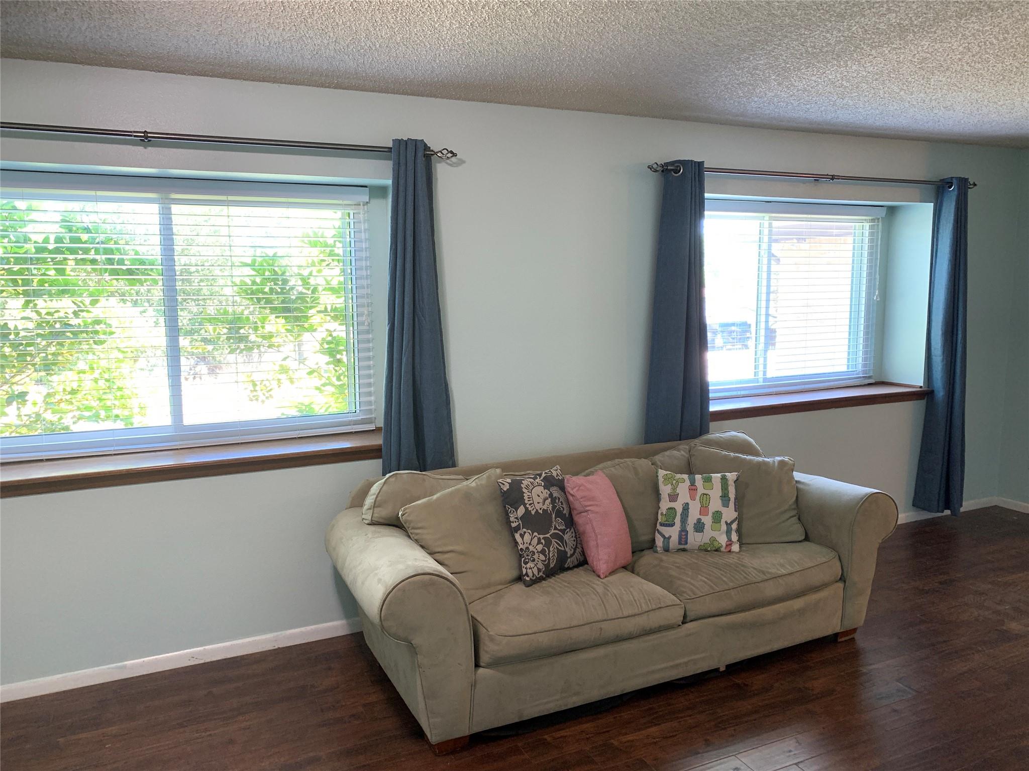 11207 Hidden Bluff Dr, Austin, TX 78754