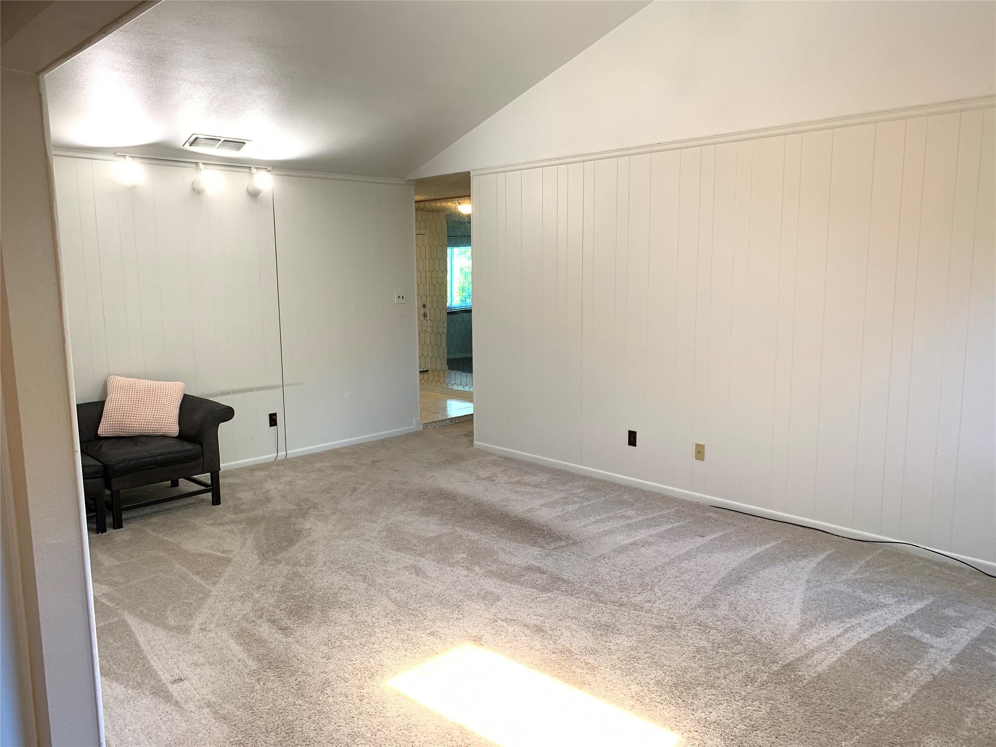11207 Hidden Bluff Dr, Austin, TX 78754