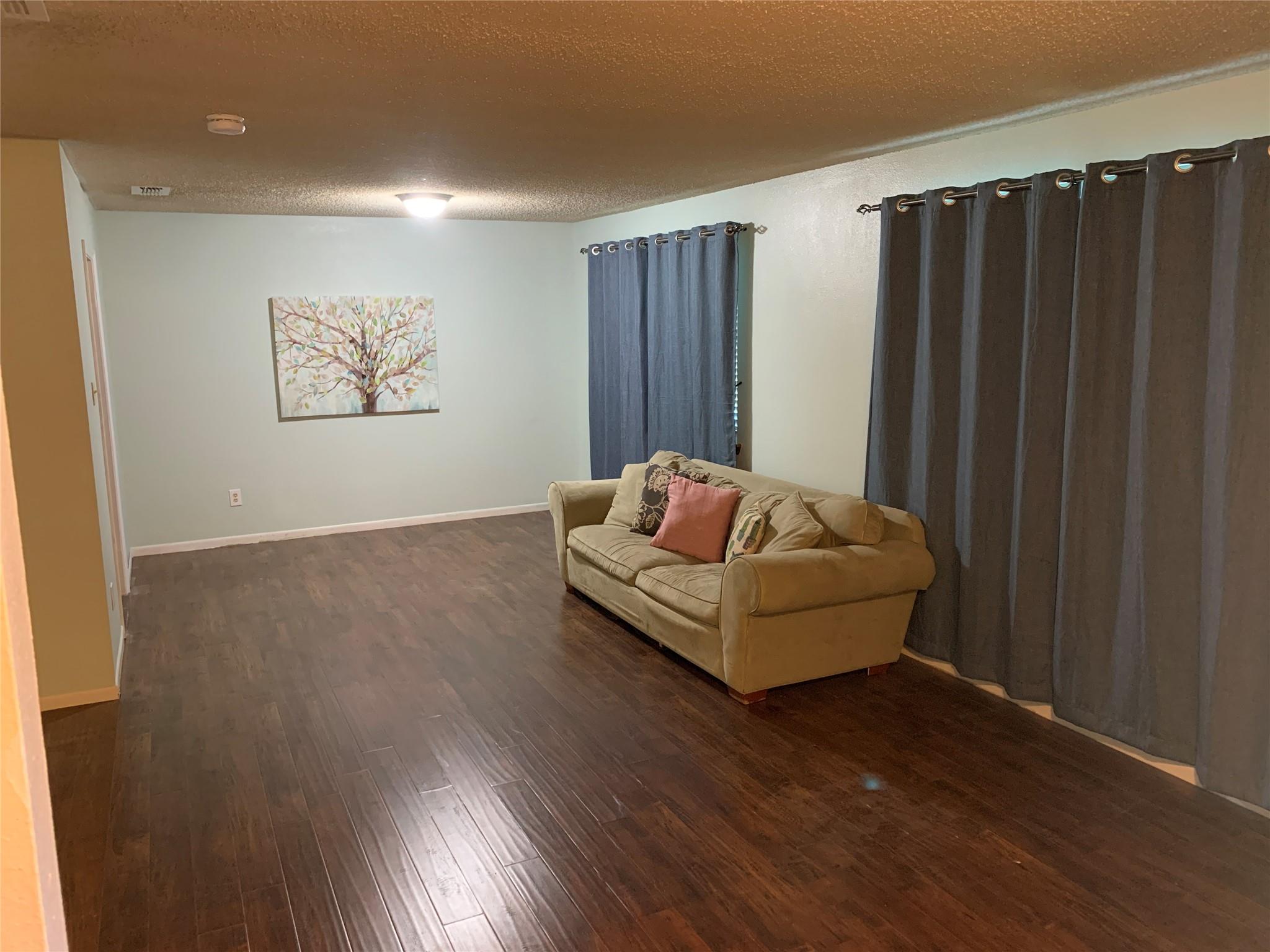 11207 Hidden Bluff Dr, Austin, TX 78754