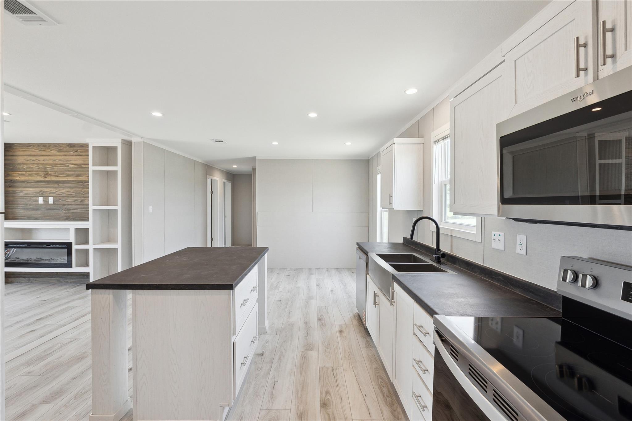 1287 CR 402 Rds # Lot 17, Flatonia, TX 78941