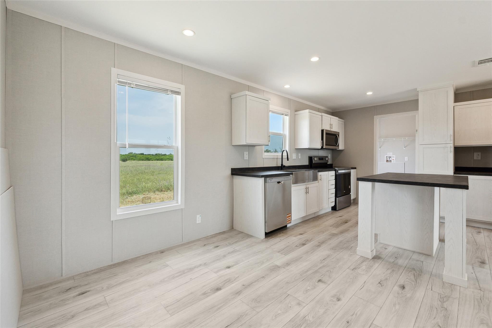 1287 CR 402 Rds # Lot 17, Flatonia, TX 78941