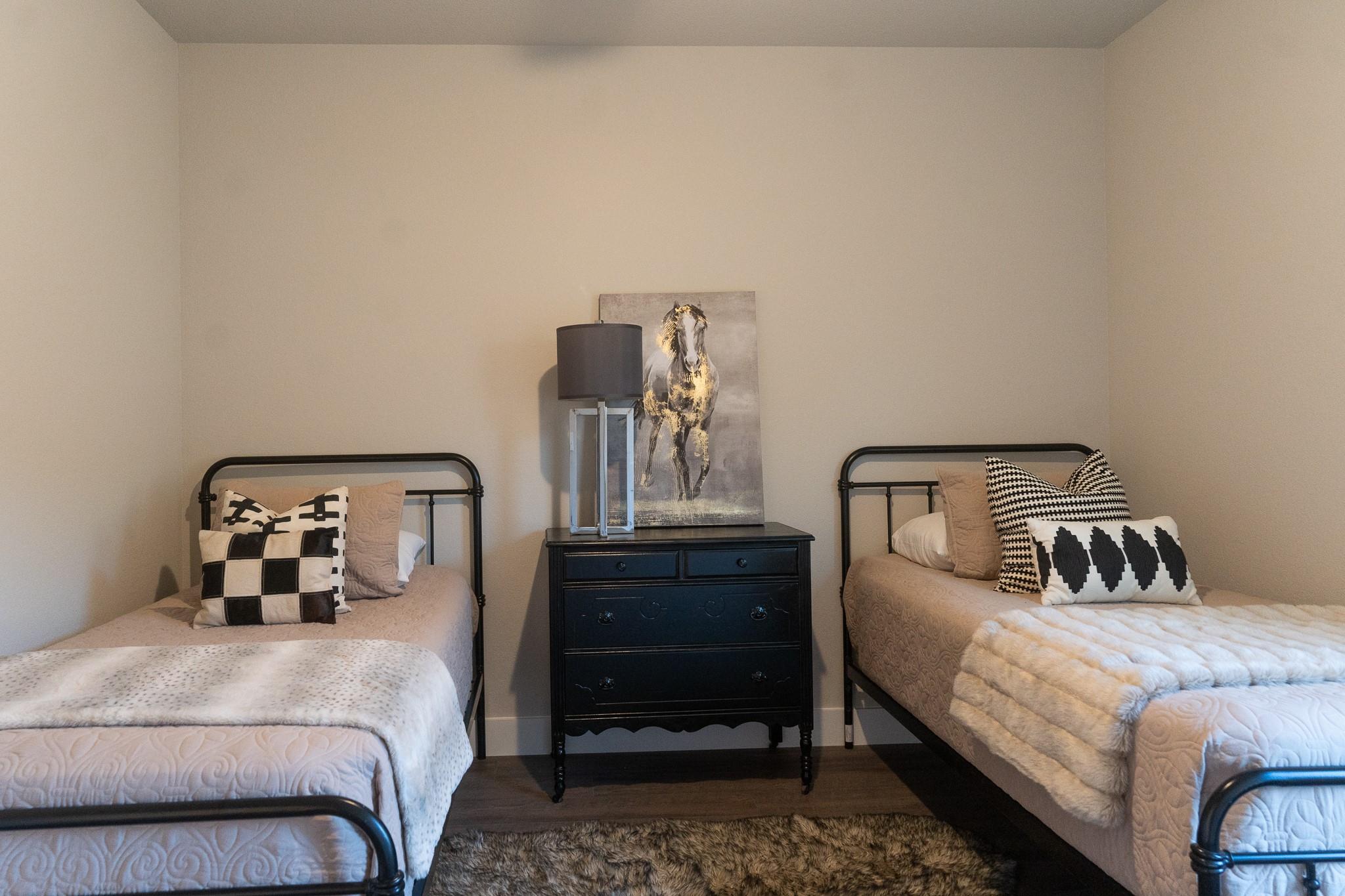 306 String Prairie Way, Smithville, TX 78957