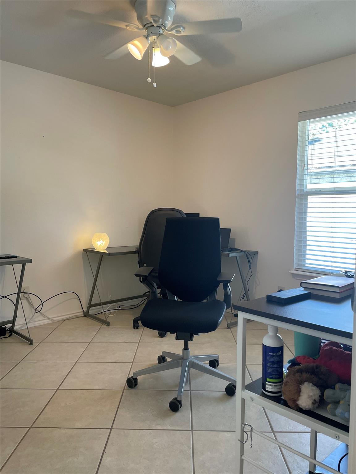 110 N Kanaio Dr # B, Bastrop, TX 78602