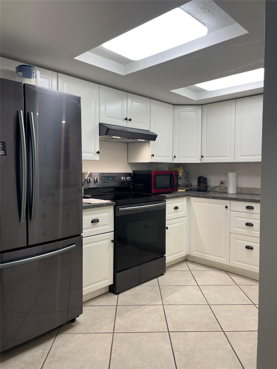 110 N Kanaio Dr # B, Bastrop, TX 78602