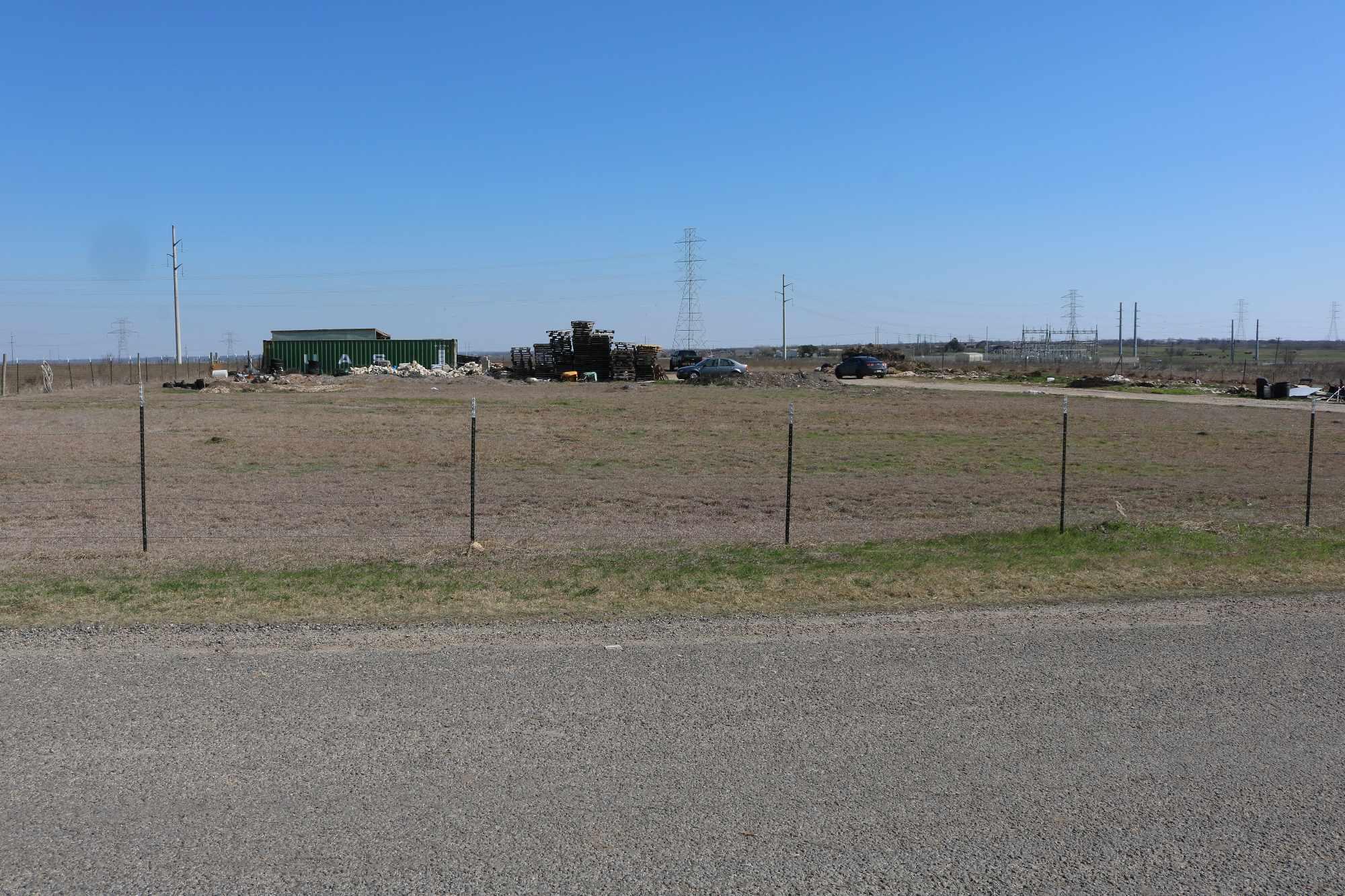 1700 Williamson Rd, Lockhart, TX 78644