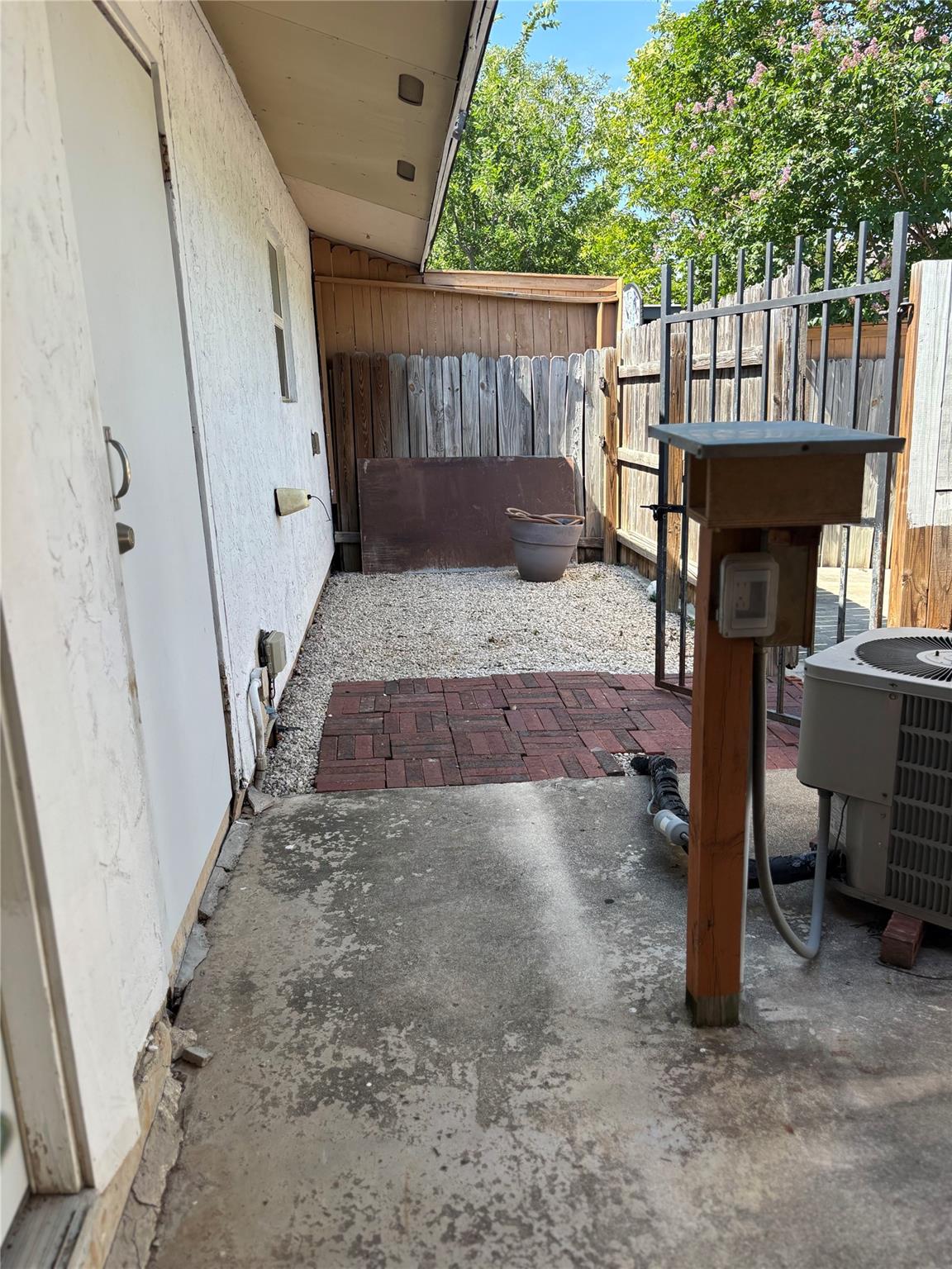 11414 Spring Trail St, San Antonio, TX 78249
