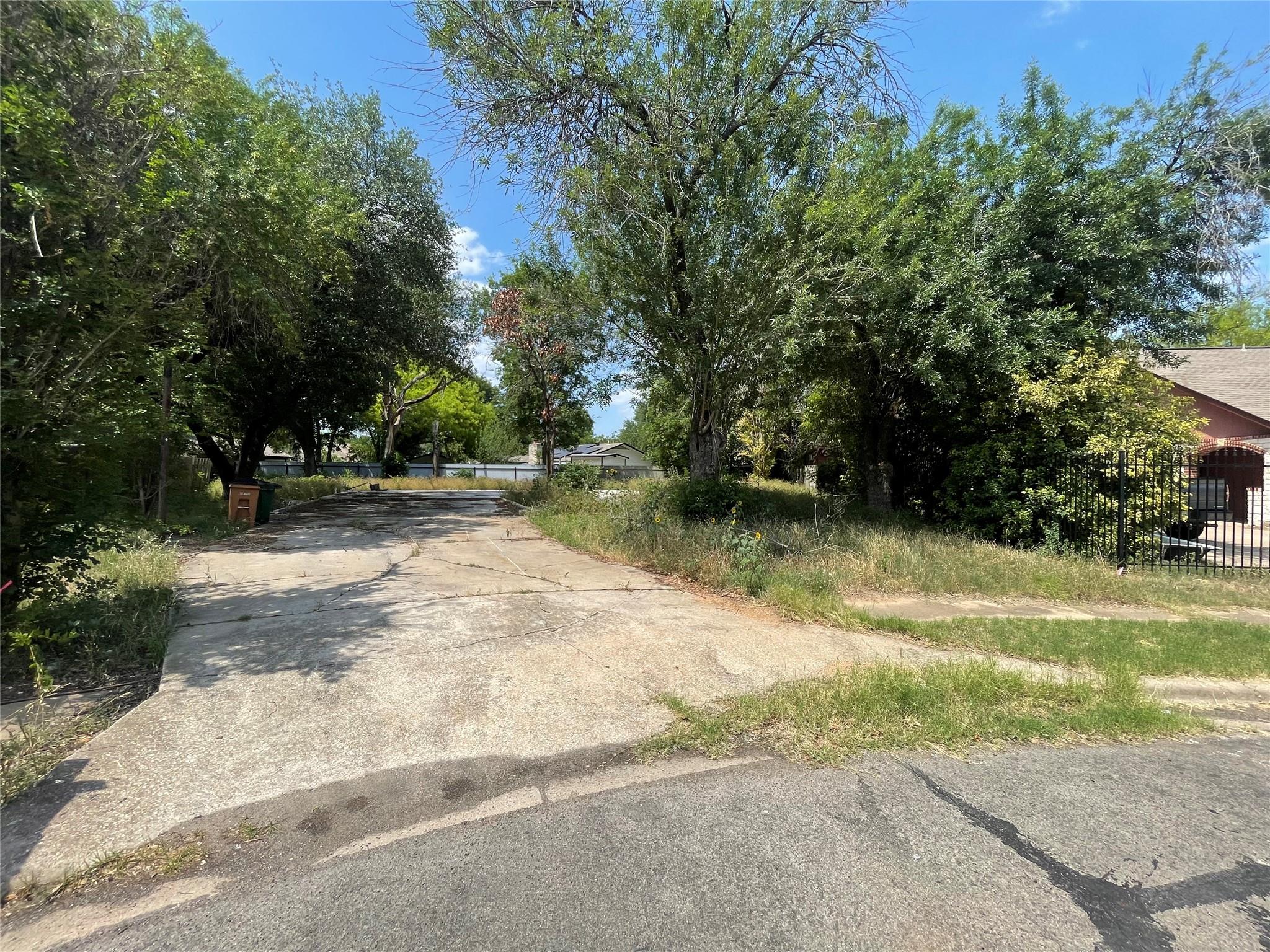 4502 Eric Cir, Austin, TX 78744