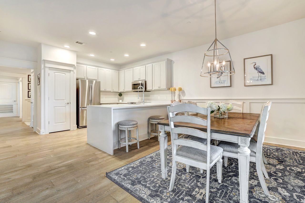 6712 Lantern View Dr # 303, Jonestown, TX 78645