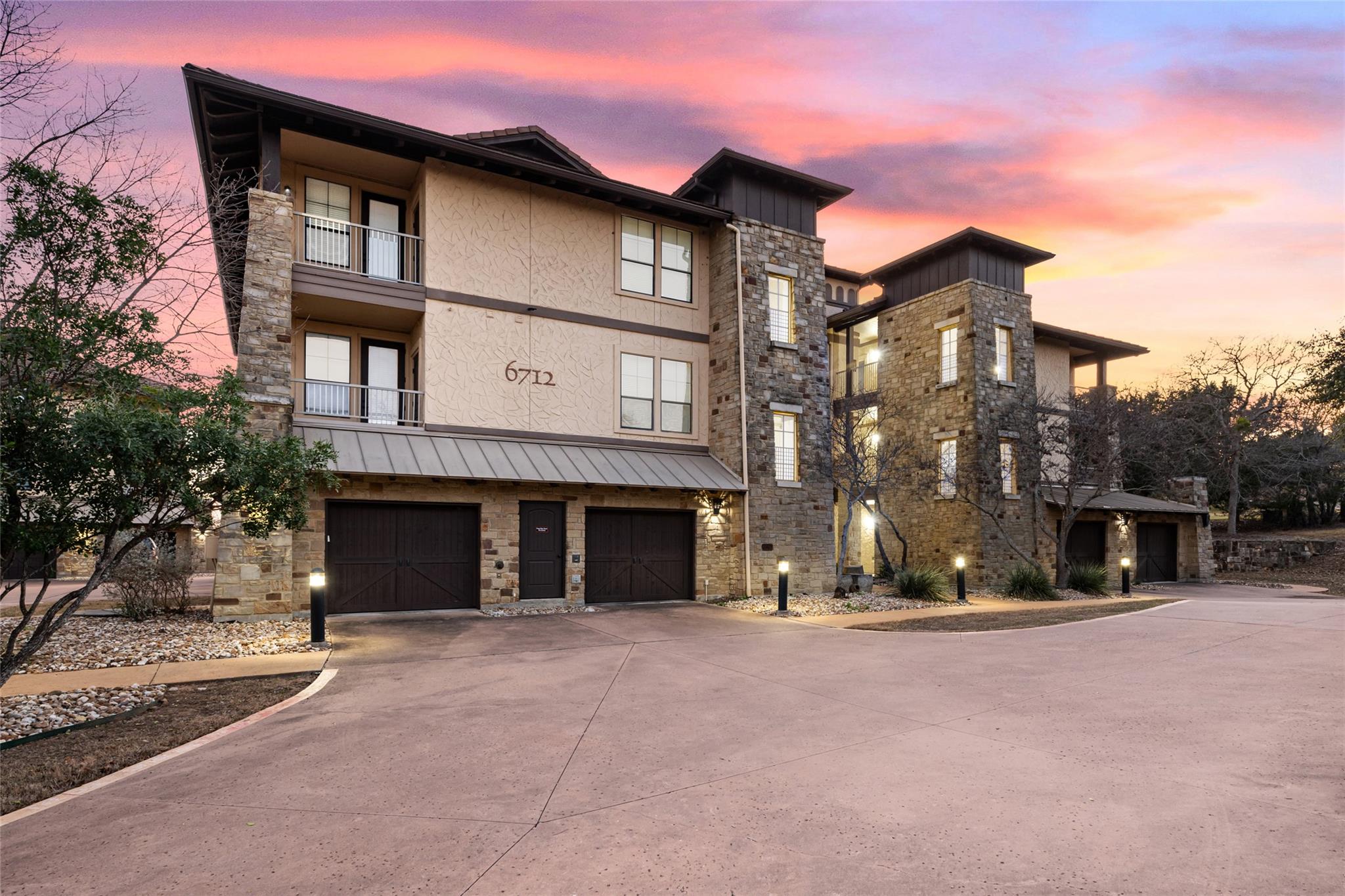 6712 Lantern View Dr # 303, Jonestown, TX 78645