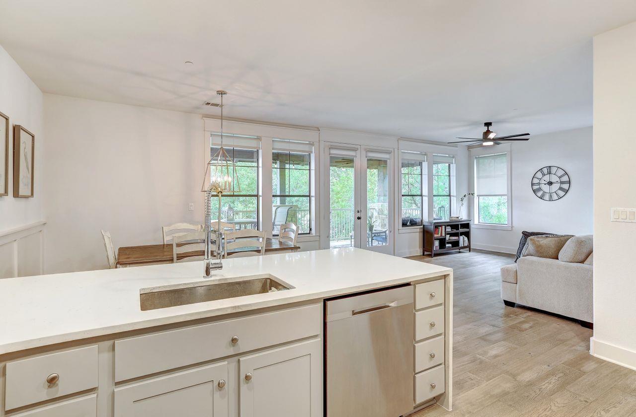 6712 Lantern View Dr # 303, Jonestown, TX 78645