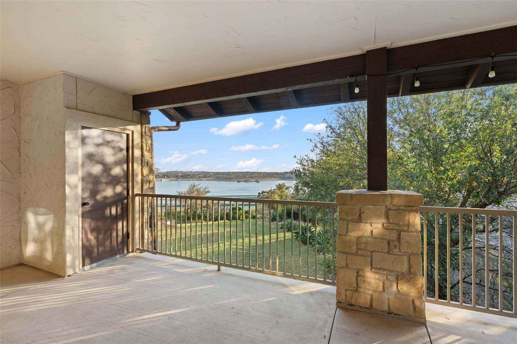 6712 Lantern View Dr # 303, Jonestown, TX 78645