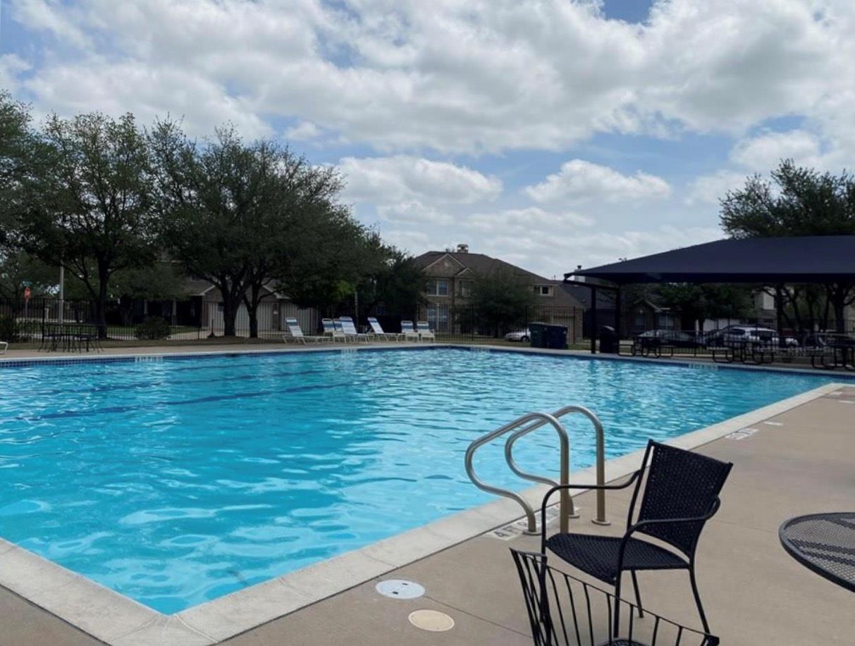 504 Chaparral Dr, Leander, TX 78641