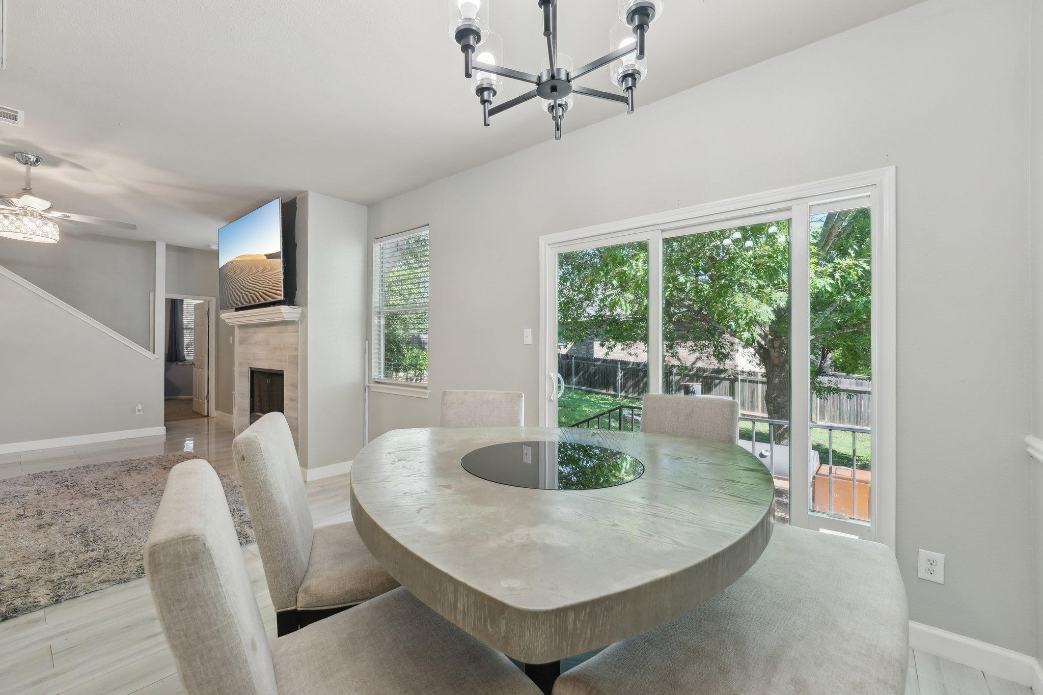 504 Chaparral Dr, Leander, TX 78641