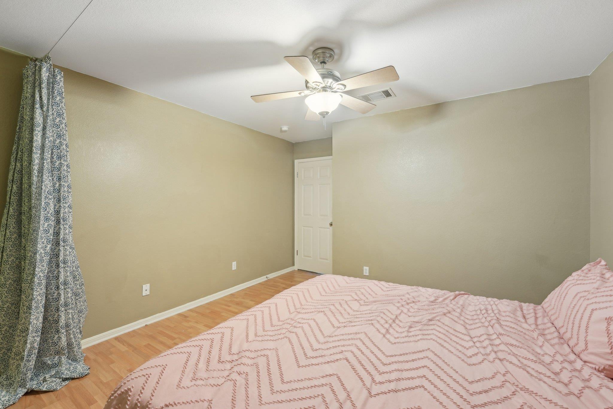 504 Chaparral Dr, Leander, TX 78641