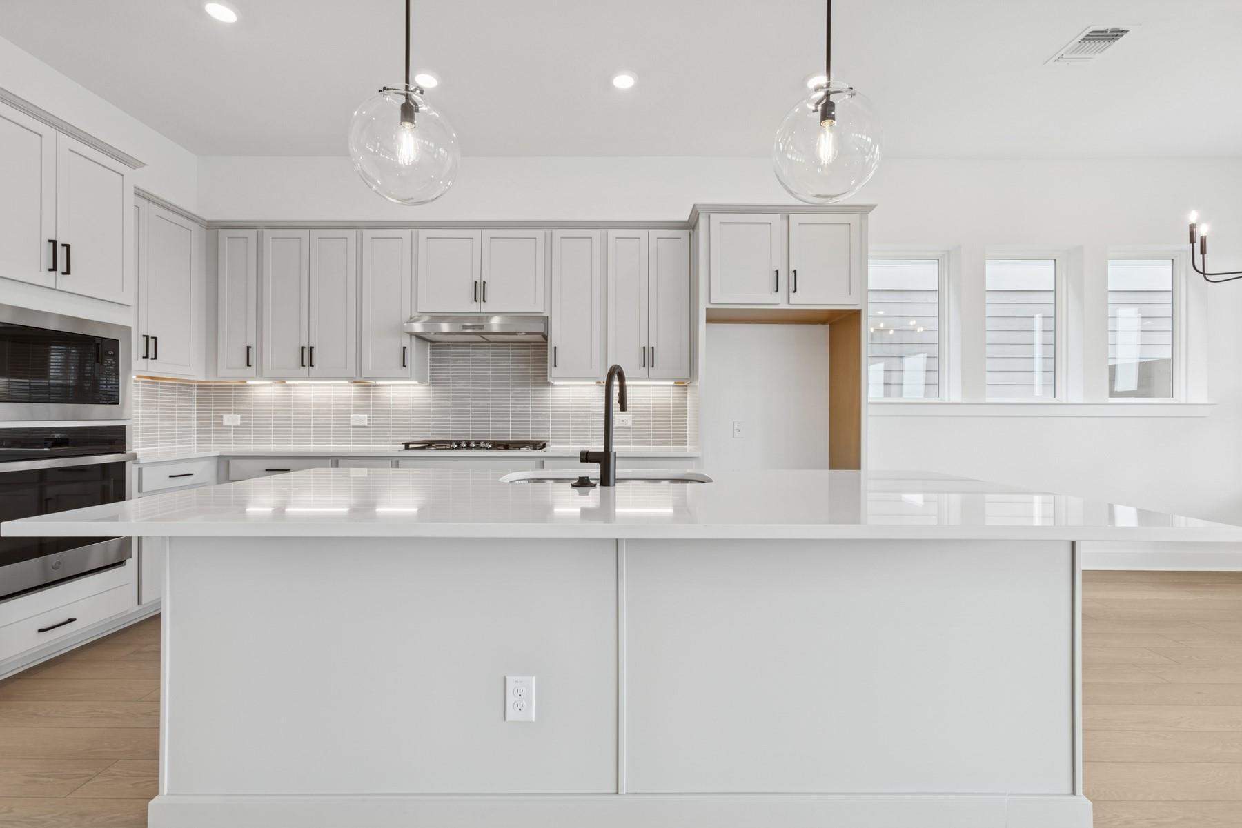 822 Nadal Path, Round Rock, TX 78664