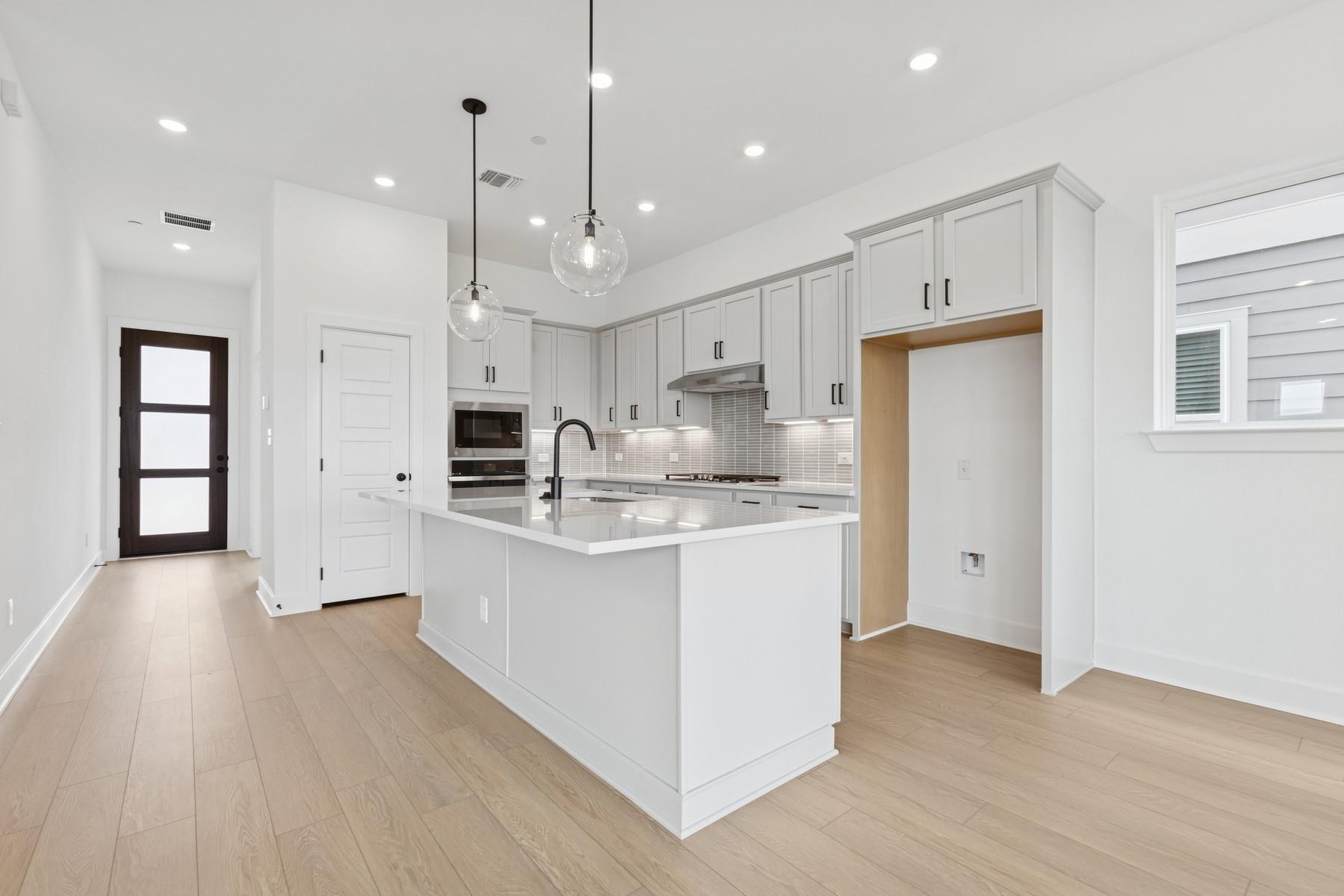 822 Nadal Path, Round Rock, TX 78664