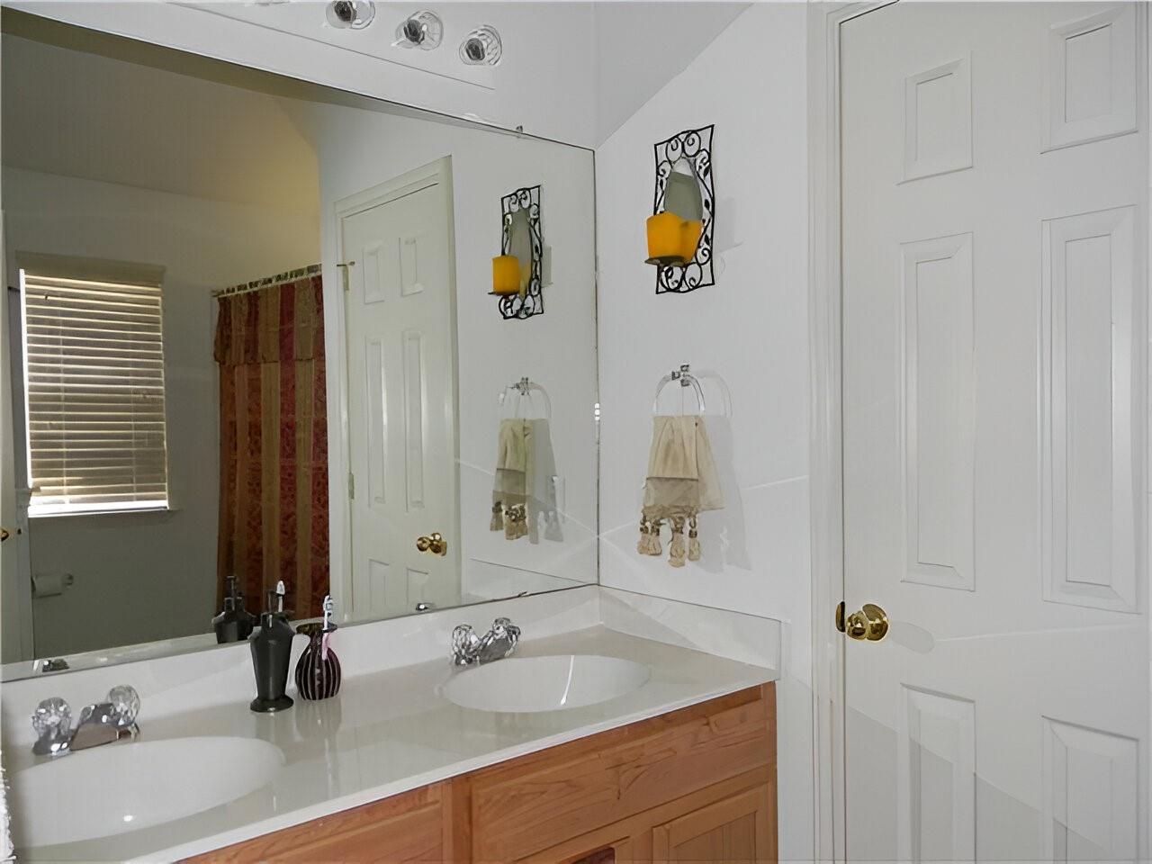 1104 REMINGTON Dr, Leander, TX 78641