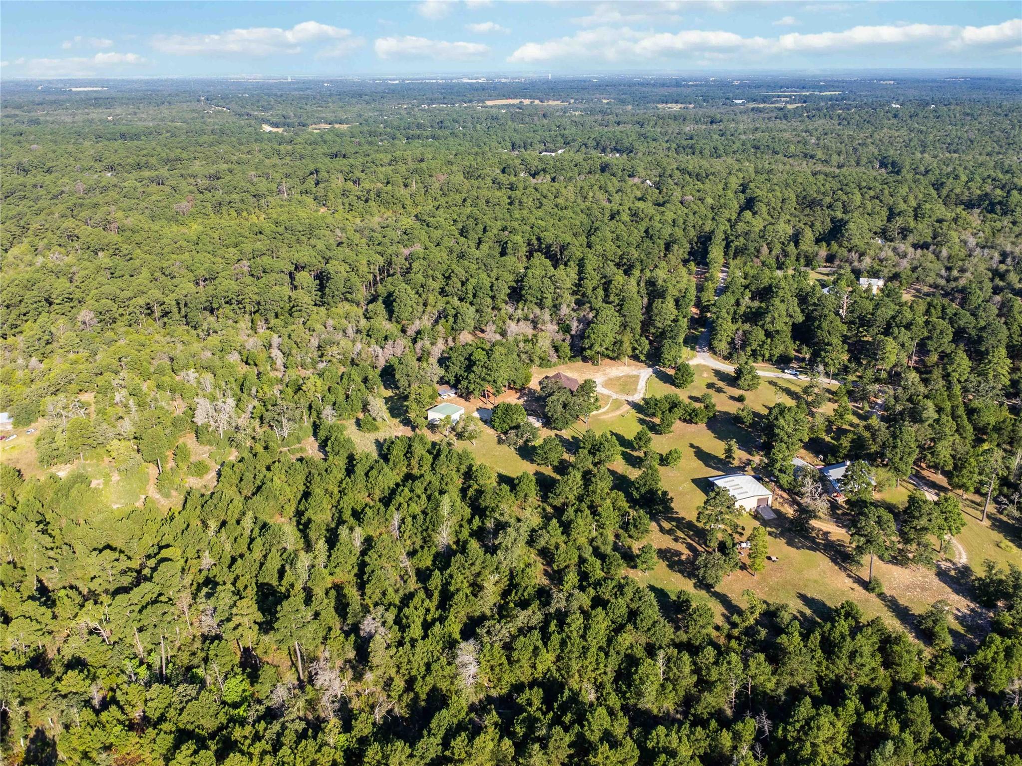 129 Country Air Dr, Bastrop, TX 78602