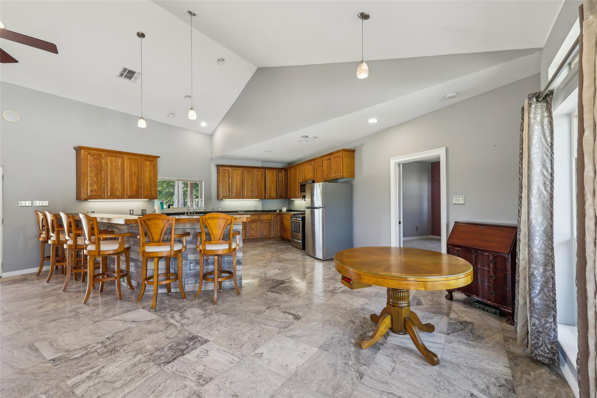 129 Country Air Dr, Bastrop, TX 78602