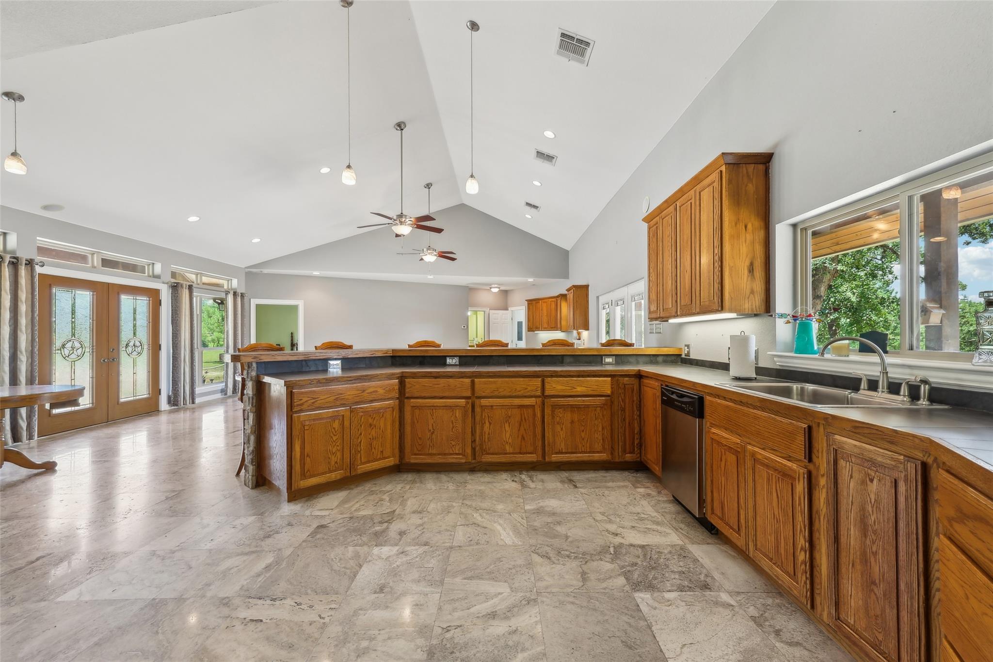 129 Country Air Dr, Bastrop, TX 78602