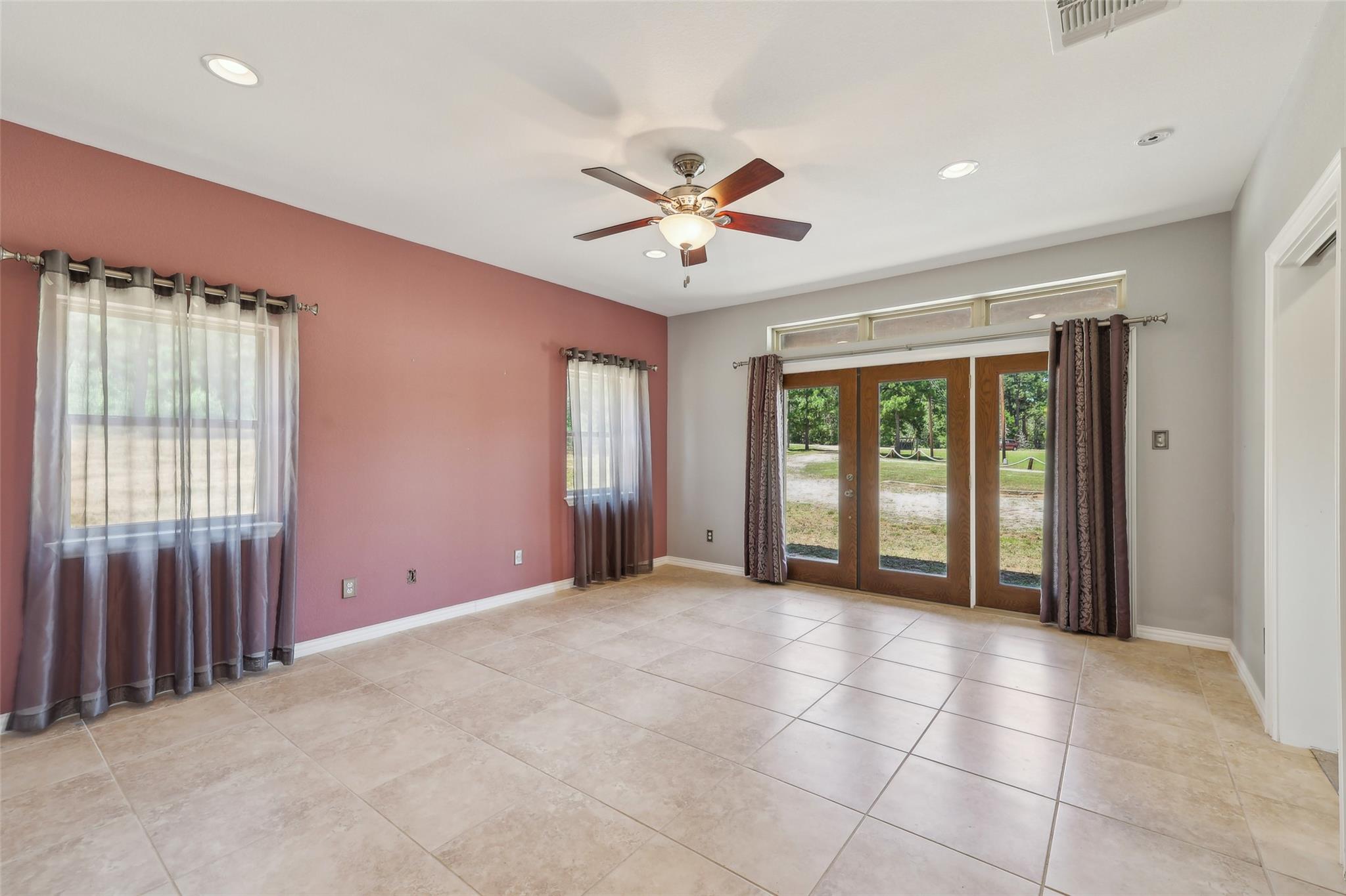 129 Country Air Dr, Bastrop, TX 78602