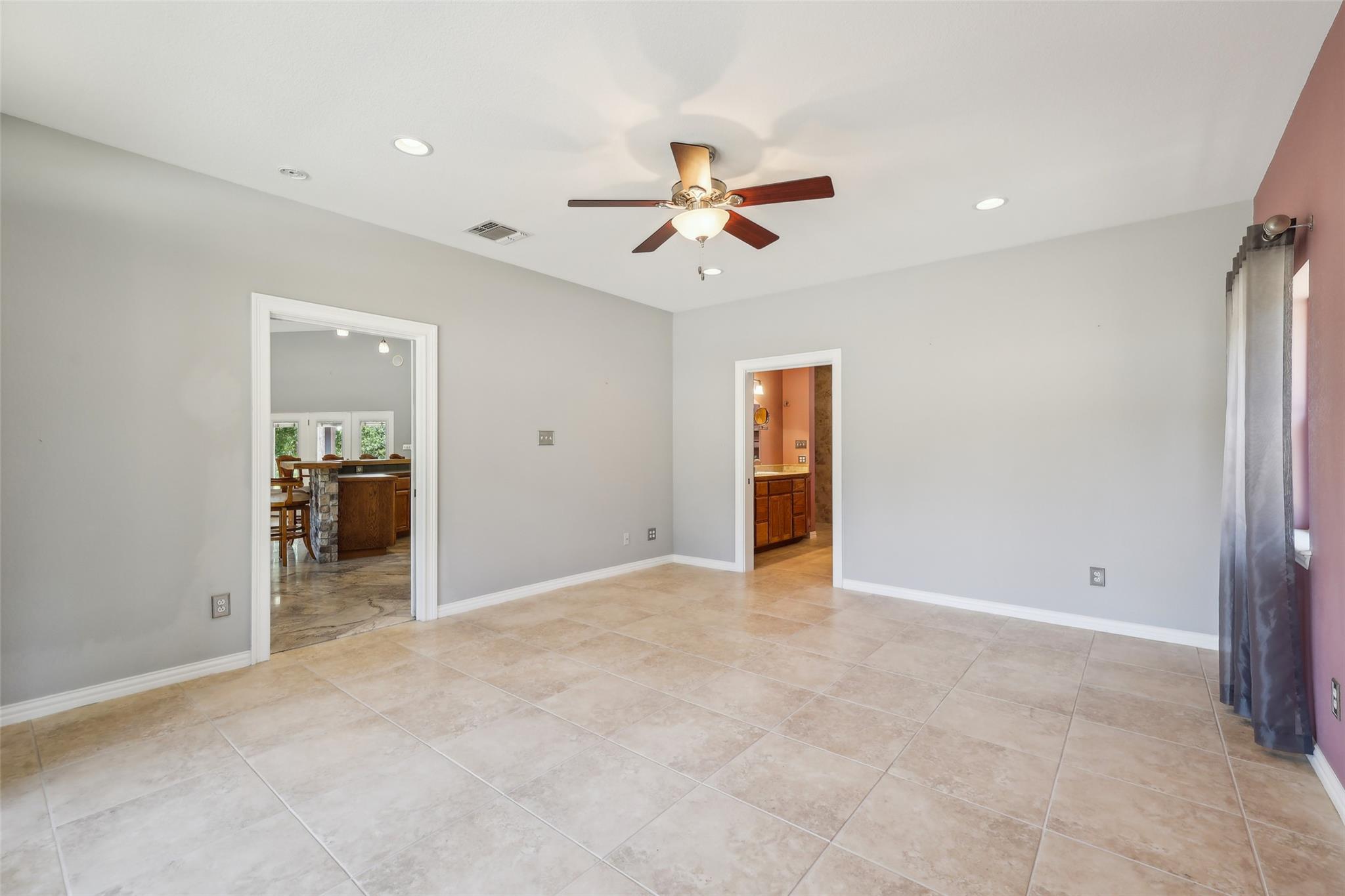 129 Country Air Dr, Bastrop, TX 78602