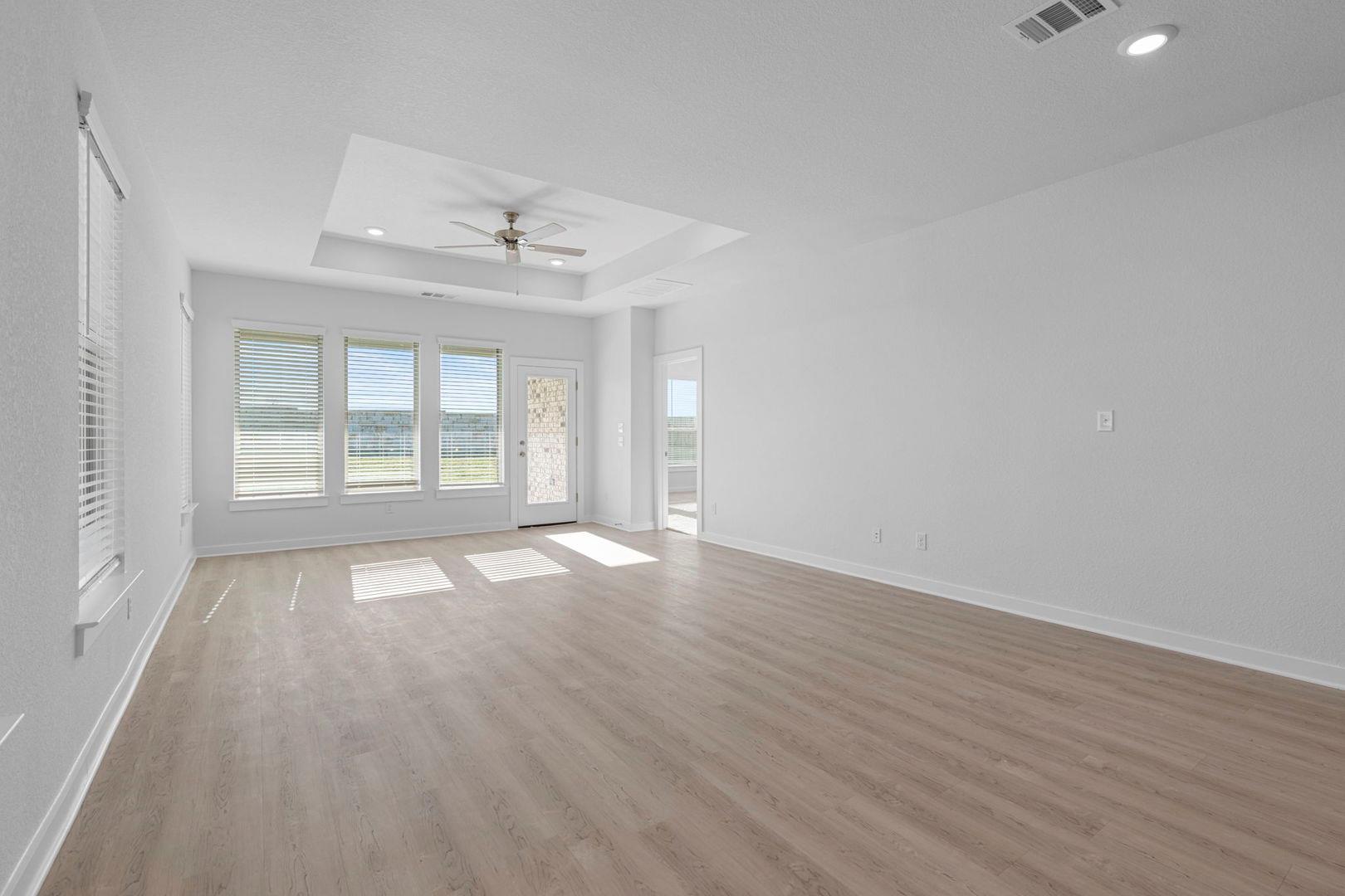 408 Bloomington Loop, Hutto, TX 78634