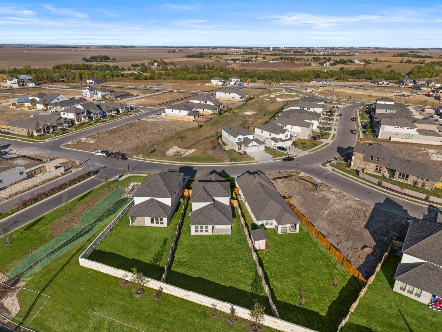 408 Bloomington Loop, Hutto, TX 78634